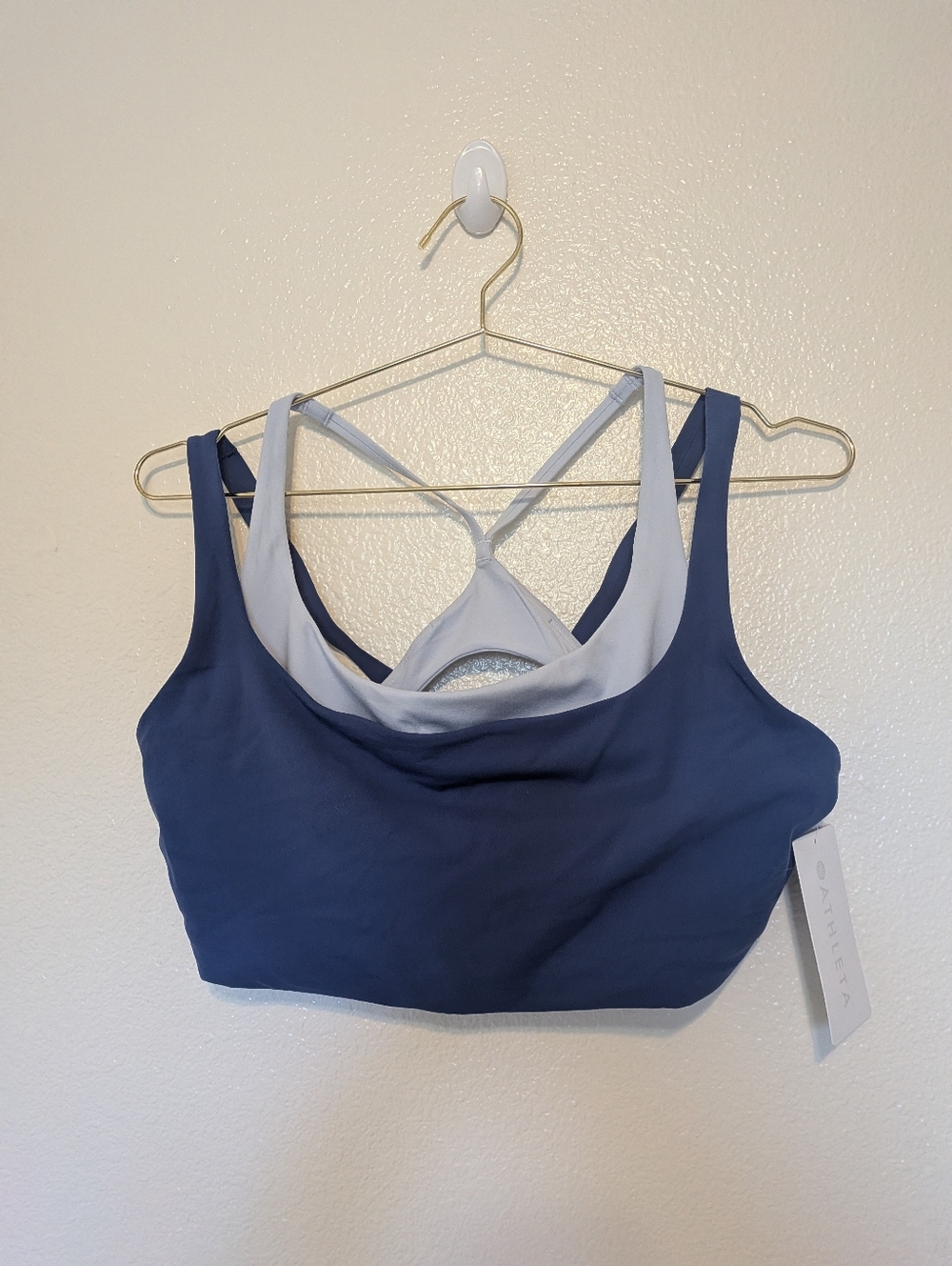 Athleta Blue Sports bra NWT XL